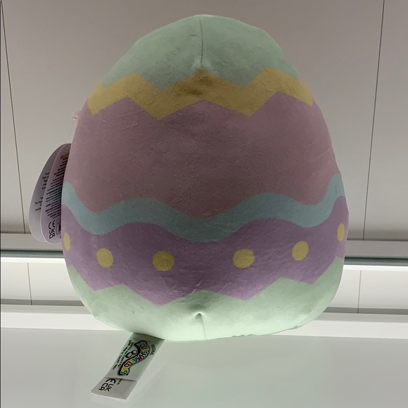 Edie the Easter egg Squishmallow! - Picture 4 of 7